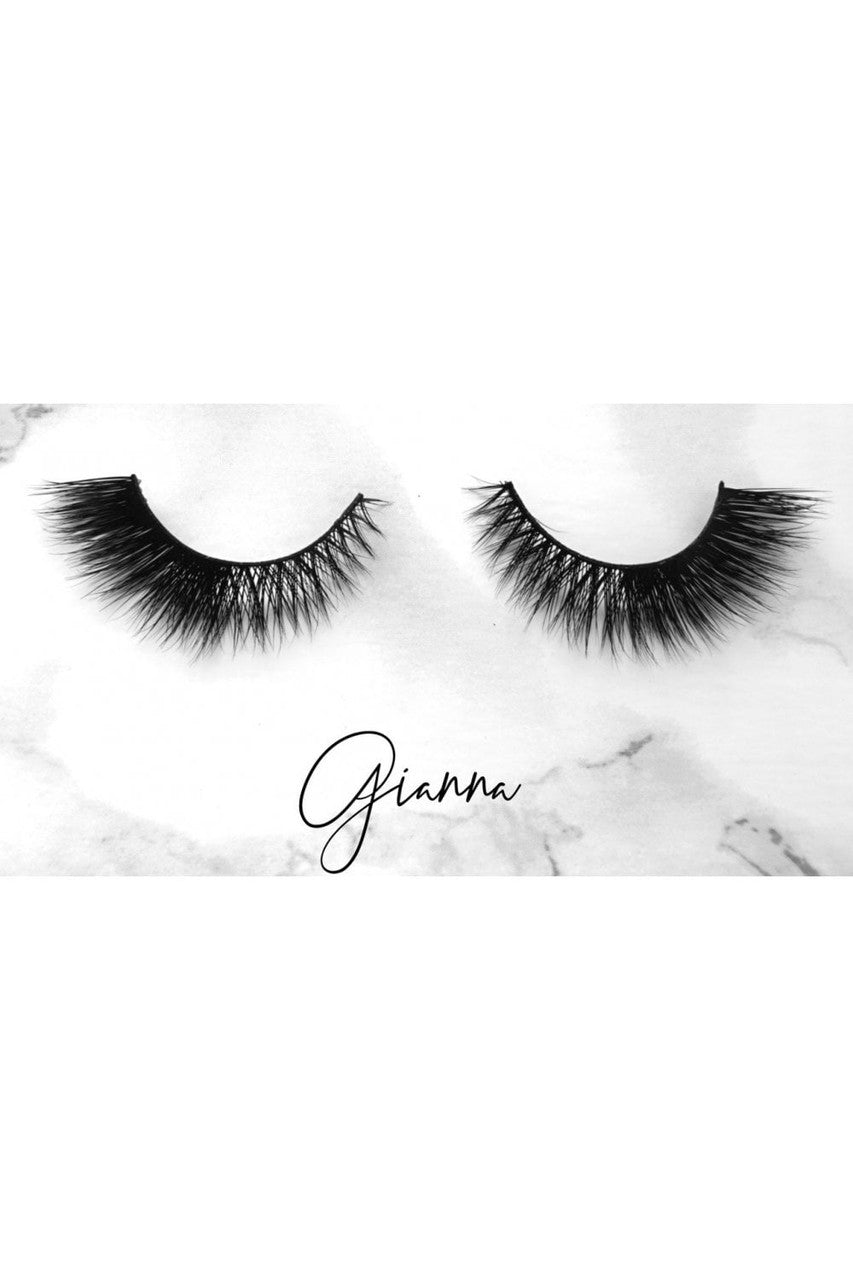 L'amore Lashes ~ Luxury Silk Lashes ~ GIANNA