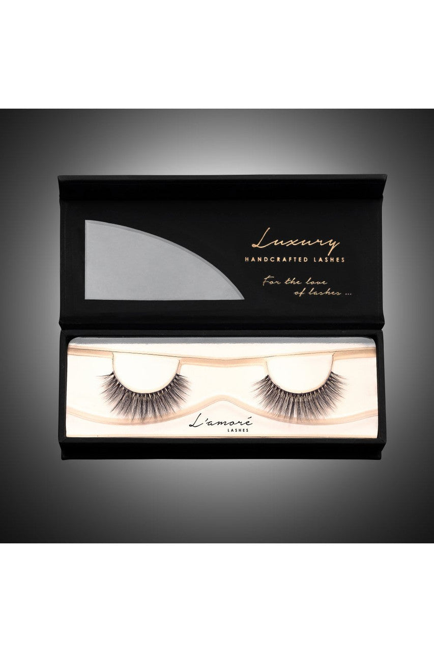 L'amore Lashes ~ Luxury Silk Lashes ~ JULIET