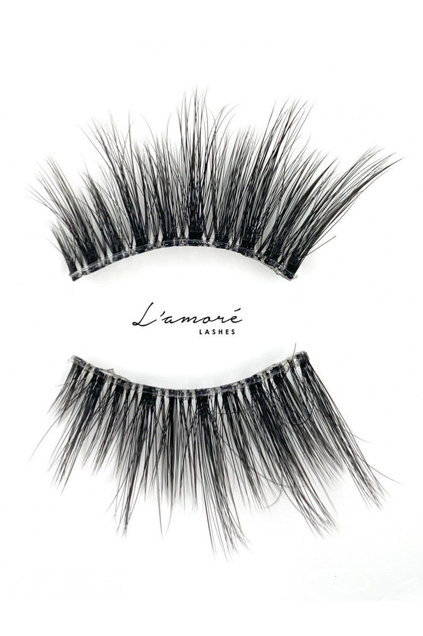 L'amore Lashes ~ Luxury Silk Lashes ~ LORENZA