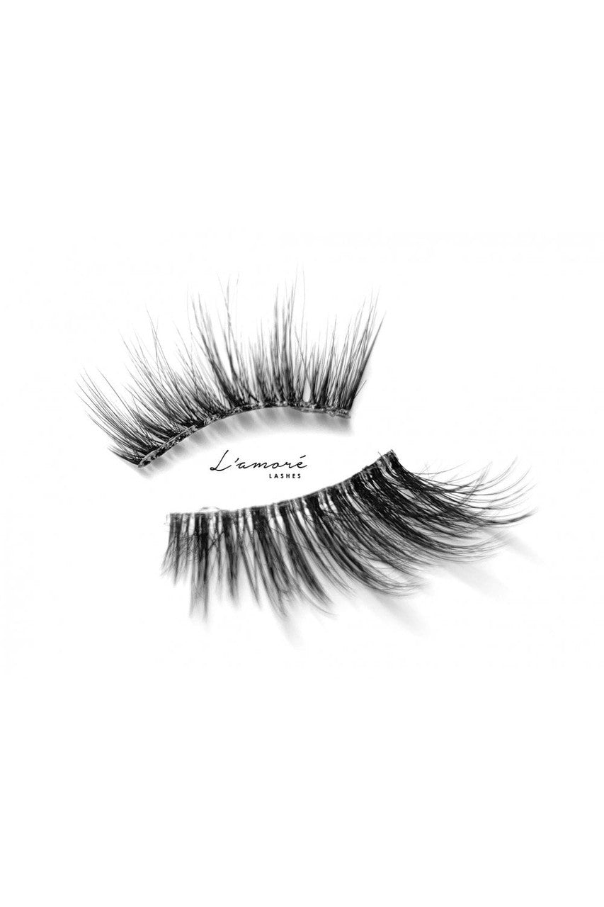 L'amore Lashes ~ Luxury Silk Lashes ~ LORENZA