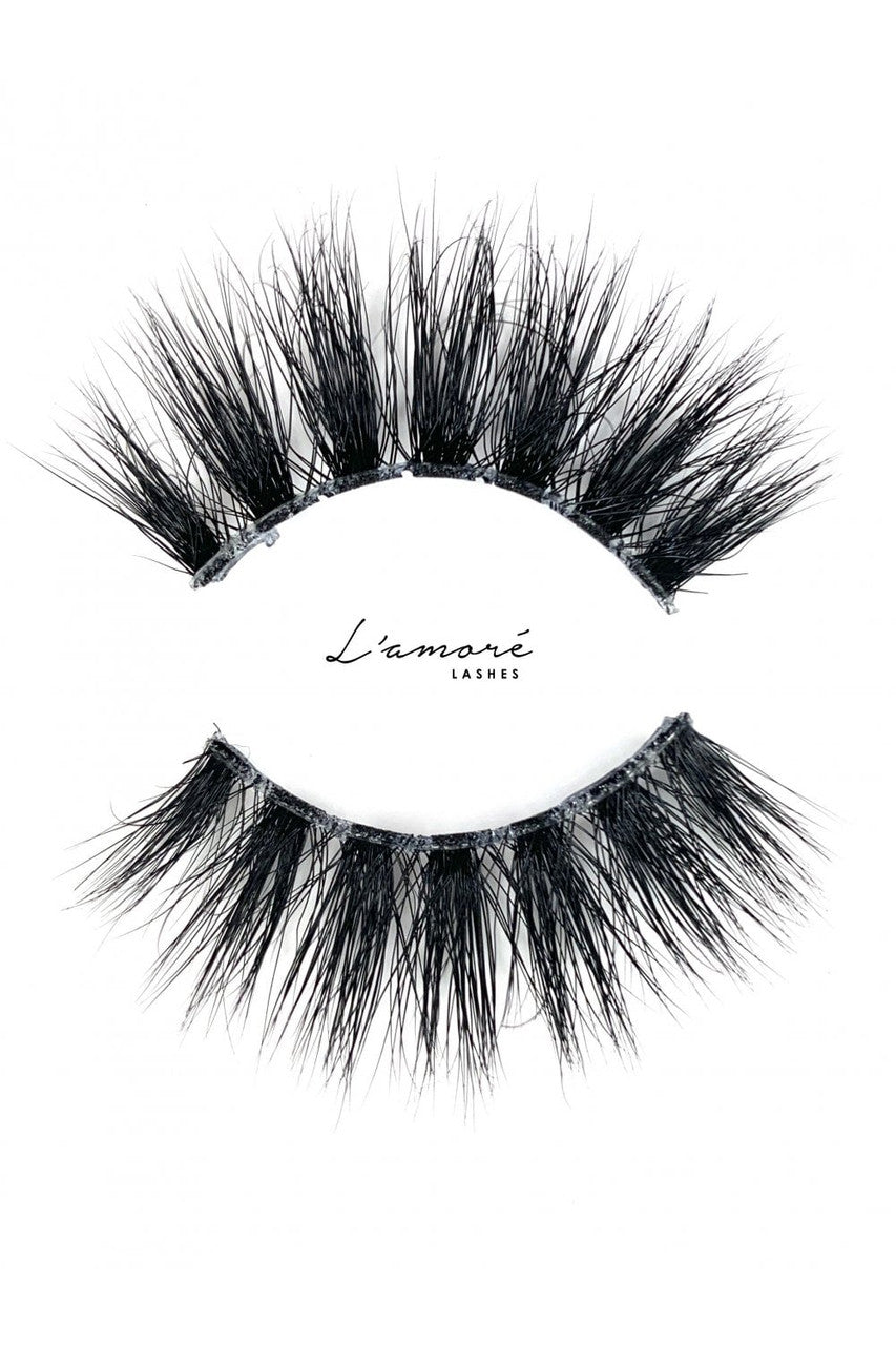 L'amore Lashes ~ Luxury Silk Lashes ~ BELLISSA
